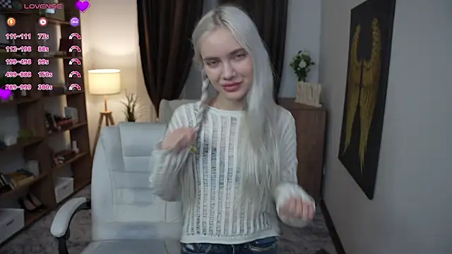 KristalCrowner online show from 11, 3, 2026