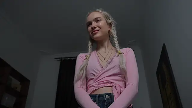 KristalCrowner online show from 29, 3, 2026