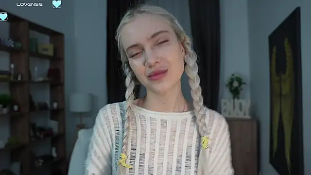 KristalCrowner online show from 19, 3, 2026