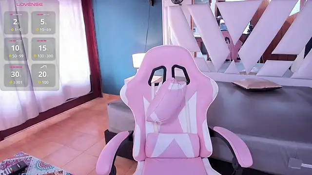 Liily Teen online show from 6, 2, 2026