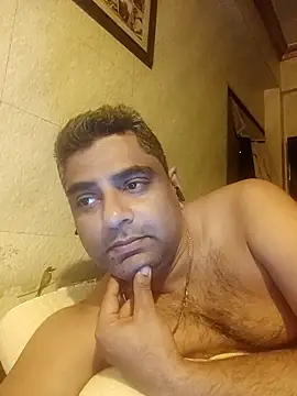 hardnhornybull online show from 14, 4, 2026