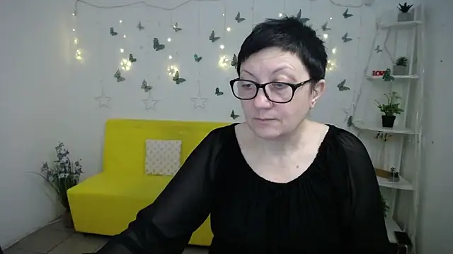 EmilyL0ve online show from 12, 3, 2026