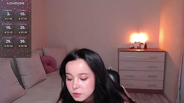 lia hetty online show from 12, 10, 2025