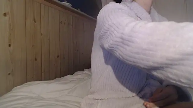 Snapshot of saraswirls69@xh chatting on 9, 5, 2026 saraswirls69xh online show from 9, 5, 2026