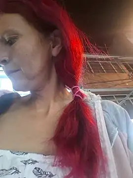 cintia love online show from 8, 6, 2026