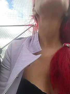 cintia love online show from 3, 5, 2026