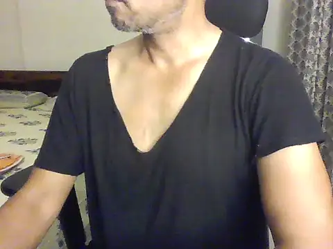 Snapshot of Moh-Moksha chatting on 20, 6, 2026 Moh-Moksha online show from 20, 6, 2026