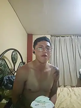 Xavlex0803 online show from 13, 4, 2026