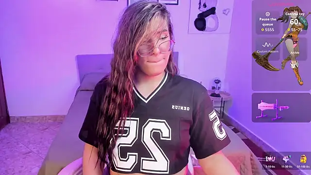 Valen with pussy online show from 14, 3, 2026