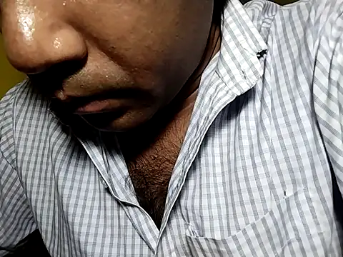 Snapshot of Lucky___05 chatting on 8, 7, 2026 Lucky 05 online show from 8, 7, 2026