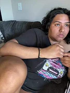 Angeliccreamyrican online show from 17, 4, 2026