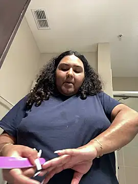 Angeliccreamyrican online show from 8, 4, 2026