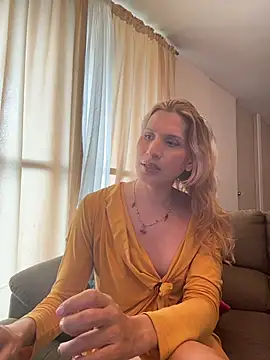 Snapshot of milablossom01 chatting on 7, 1, 2026 milablossom01 online show from 7, 1, 2026