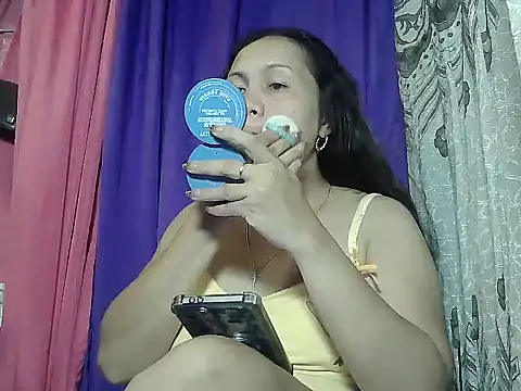 prettymomma24xx online show from 14, 6, 2026
