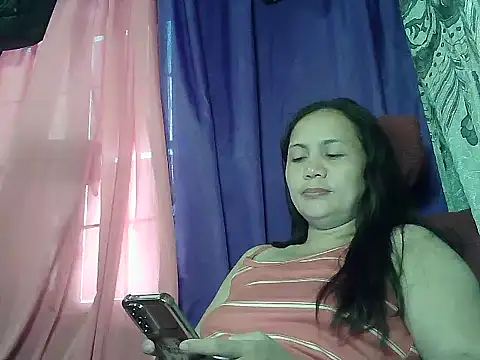 prettymomma24xx online show from 5, 7, 2026