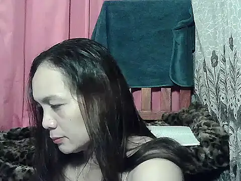 prettymomma24xx online show from 9, 4, 2026