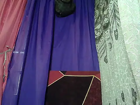Snapshot of prettymomma24xx chatting on 12, 5, 2026 prettymomma24xx online show from 12, 5, 2026
