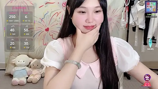 Snapshot of xiaoguai99 chatting on 27, 6, 2026 xiaoguai99 online show from 27, 6, 2026