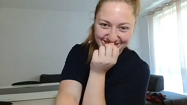 KittyAda1212 online show from 19, 6, 2026