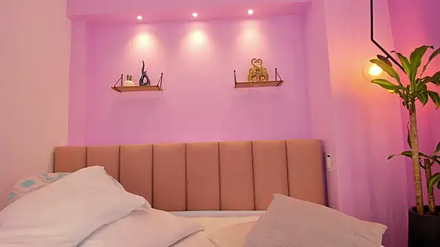 mayaevansmg online show from 17, 1, 2026