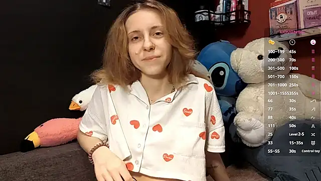 TiaraHenegan online show from 7, 2, 2026