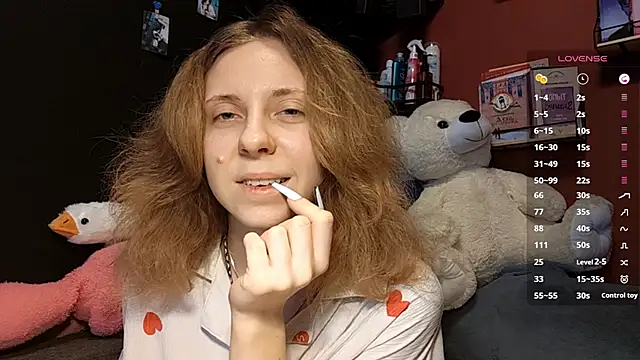 TiaraHenegan online show from 10, 2, 2026