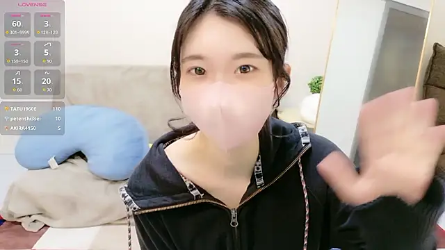 Rui-chaaan online show from 12, 4, 2026