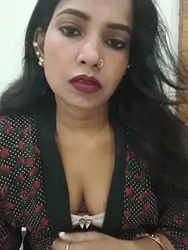 Snapshot of SA-K-SHI chatting on 7, 7, 2026 SA-K-SHI online show from 7, 7, 2026
