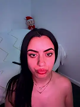 Marisa ass online show from 24, 4, 2026