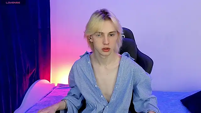 lucidangelok1 online show from 9, 4, 2026