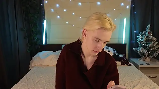 lucidangelok1 online show from 8, 1, 2026