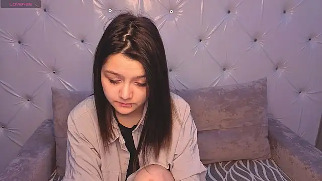 xxxnaughtyfoxyxxx online show from 18, 4, 2026