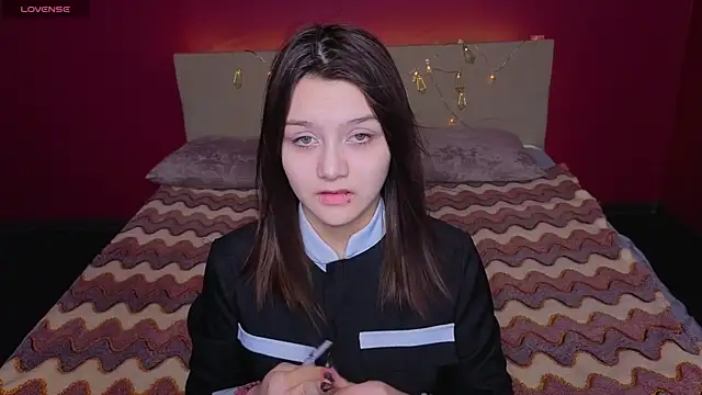 xxxnaughtyfoxyxxx online show from 5, 4, 2026