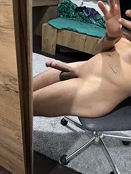 alexandrxlxx online show from 4, 4, 2026