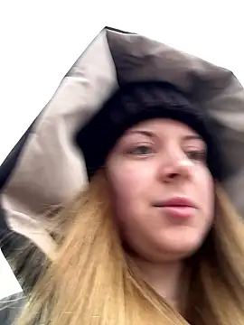 BlondeHott online show from 7, 2, 2026