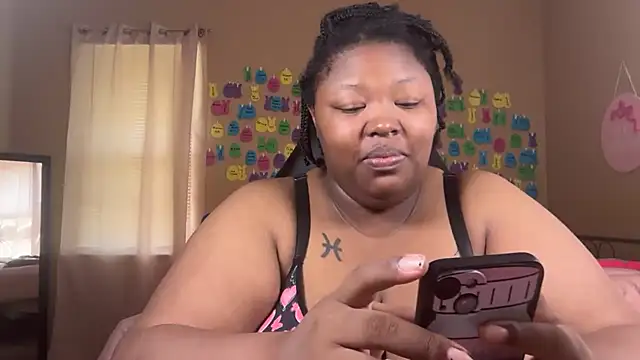 Snapshot of Chocolatebunnyxx96 chatting on 4, 7, 2026 Chocolatebunnyxx96 online show from 4, 7, 2026
