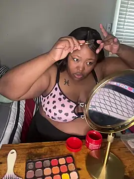 Chocolatebunnyxx96 online show from 19, 3, 2026