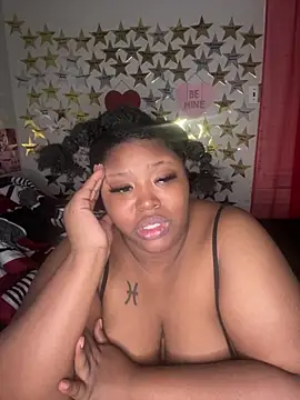 Chocolatebunnyxx96 online show from 12, 2, 2026