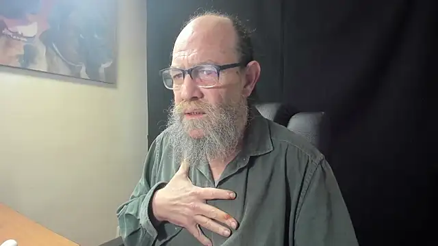 Uncle Hottie online show from 6, 2, 2026