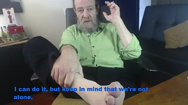 Snapshot of Uncle_Hottie chatting on 12, 7, 2026 Uncle Hottie online show from 12, 7, 2026