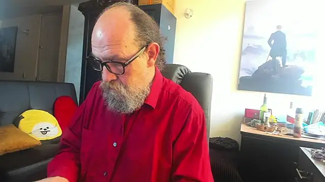 Uncle Hottie online show from 31, 5, 2026
