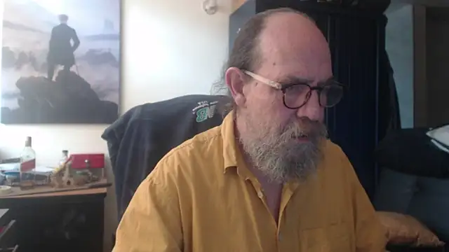 Snapshot of Uncle_Hottie chatting on 22, 6, 2026 Uncle Hottie online show from 22, 6, 2026