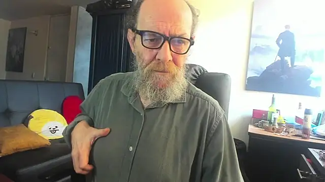 Uncle Hottie online show from 1, 6, 2026