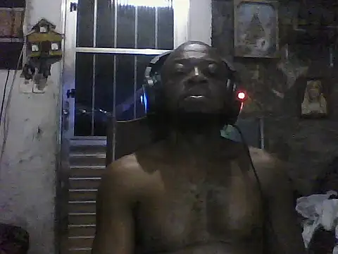 Snapshot of Negaomalinha1 chatting on 8, 5, 2026 Negaomalinha1 online show from 8, 5, 2026