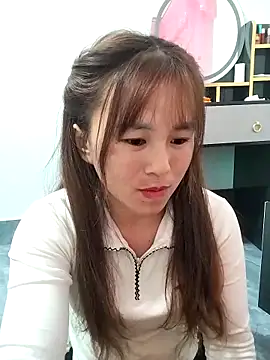 Sexy-girl123 online show from 5, 3, 2026