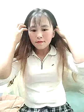 Sexy-girl123 online show from 18, 1, 2026