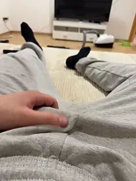 SamuelH59892 online show from 17, 3, 2026