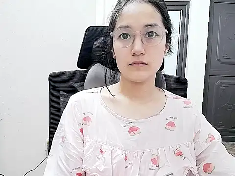 Shulee- online show from 10, 4, 2026