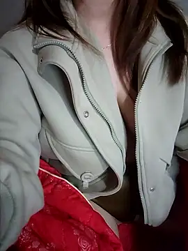 Snapshot of Comebaby-077 chatting on 13, 1, 2026 Comebaby-077 online show from 13, 1, 2026