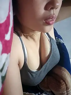 Snapshot of Comebaby-077 chatting on 17, 3, 2026 Comebaby-077 online show from 17, 3, 2026